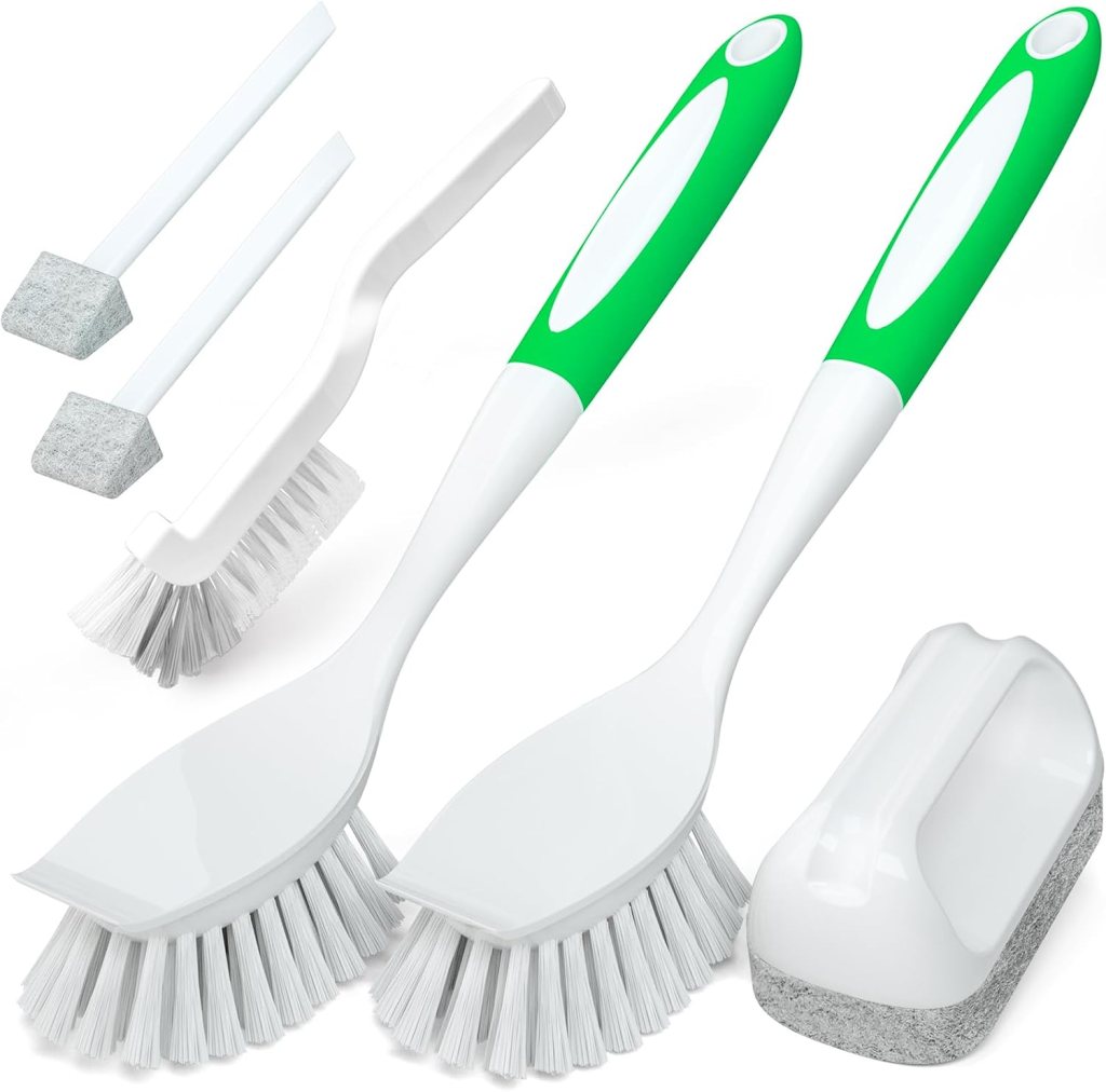 Set of Holikme kitchen cleaning brushes in green and white, including two ergonomic brushes and a brush holder.